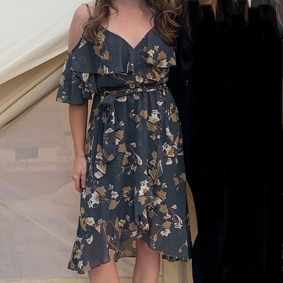 Gentle Fawn Floral Dress - Picture 6 of 6